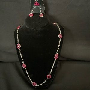 Paparazzi pink necklace